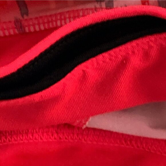 GapFit Small Cropped Leggings Red Print Yoga Pants Active Gym Stretch - Picture 6 of 6